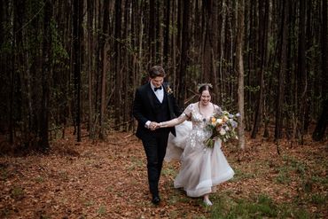 Bride and groom at Woodsy wedding venues South Carolina