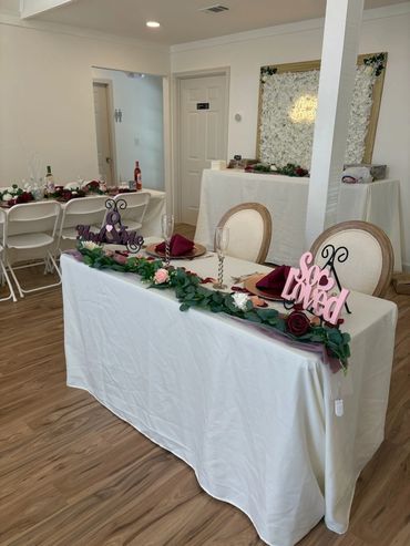 sweetheart table micro wedding venue South Carolina