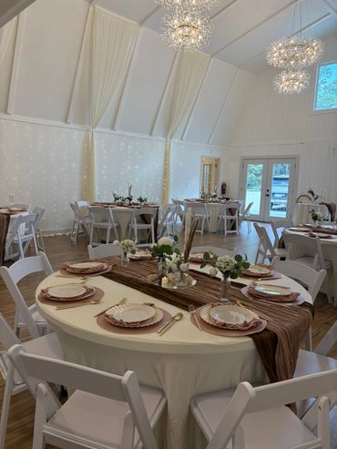 Round table wedding ideas