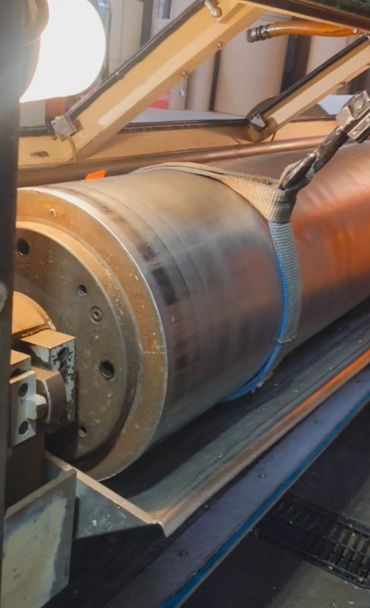 corrugator roll bearing change