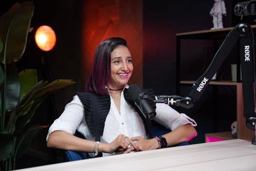 Podcaster in dubai podcast studio