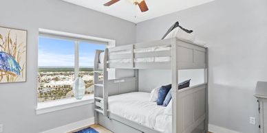 Full bunk with trundle guest