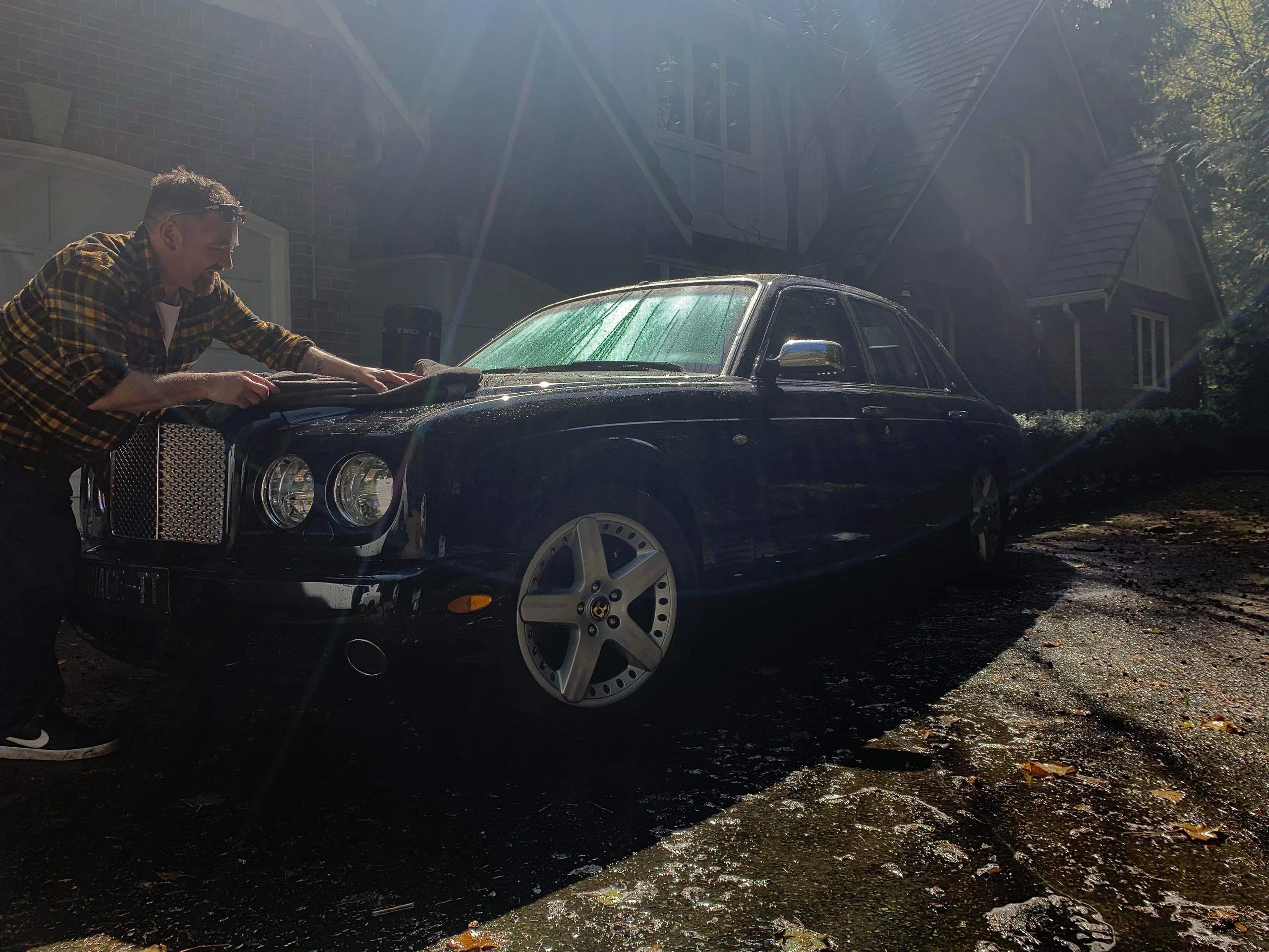Exterior detailing classic car paint restoration