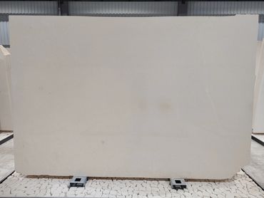 Premium Turkish Limra Classic Limestone slab with a clean white natural surface.