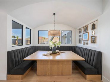 Built in table in dinning nook