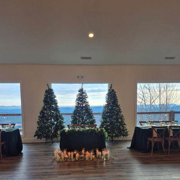 Sweetheart table for December mountain wedding