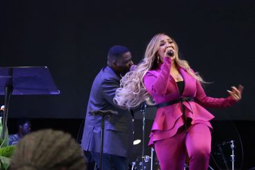 Grammy award winner Erica and Warryn Campbell.