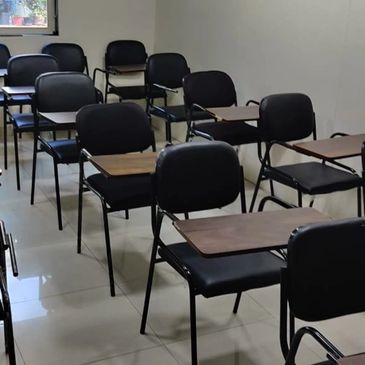 STUDENT TRAINING CHAIR
STUDY CHAIR