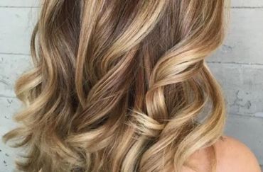 Veronica does excellent Highlights as you can see from one of her customers.