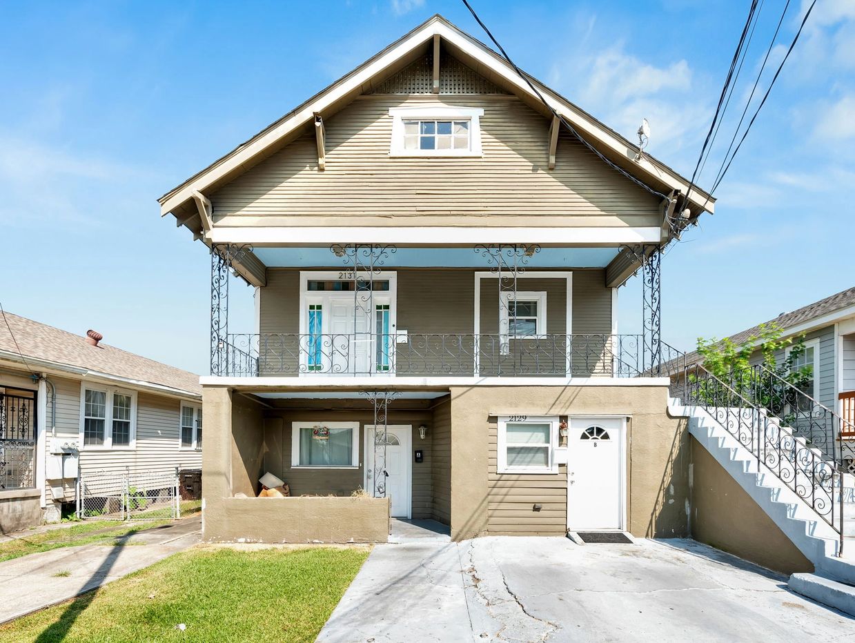 2129 DESIRE STREET IS FOR SALE BY REALTOR CAM MANGHAM