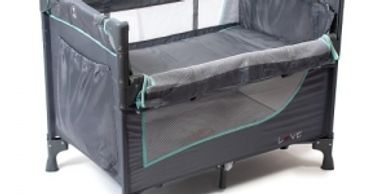 cabaña con practicuna y sillita de bebes