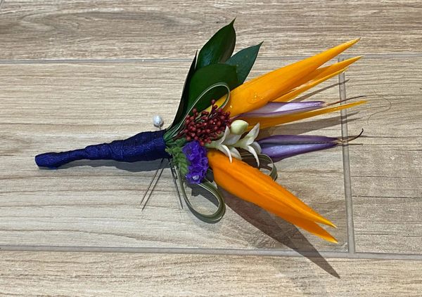bird of paradise wedding flowers