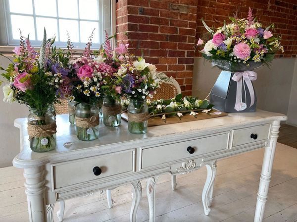 country style wedding flowers