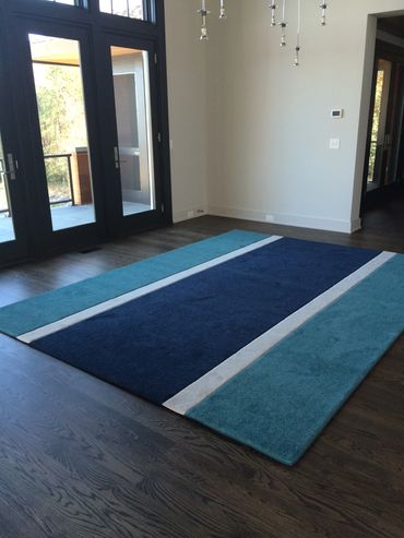 3-color bespoke border rug