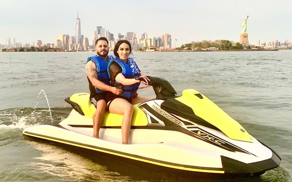 newjerseyjetski.com 
New Jersey Jet Ski 
best place to jet ski in NYC by the statue of liberty