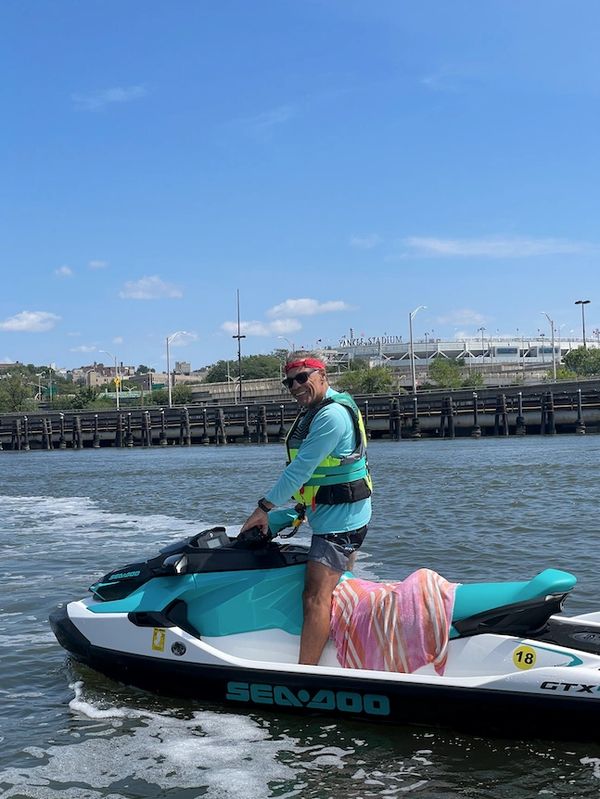 Private Tour of New York City Yankee Stadium from a Jet Ski, Seadoo GTX Harlem River jetski NYC