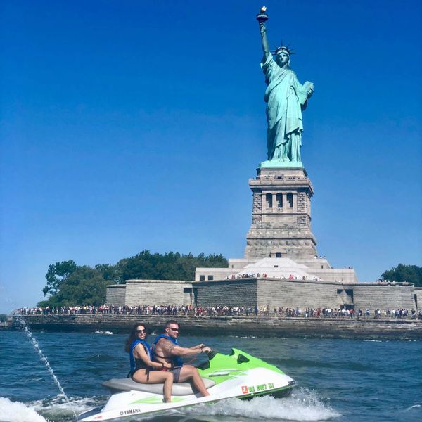 Jersey Jet Ski offers amazing jet ski rentals from Keyport, NJ to the Statue of Liberty!