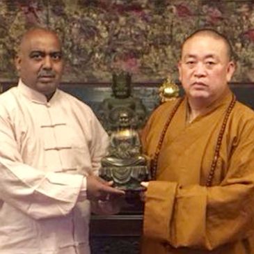 Shi Yan Xiang in the chamber Shi Yongxin of the Shaolin Temple.The statue of bodhidharama.