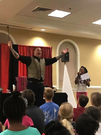 At home Birthday Party Magic Show Backyard Party, Living Room Party