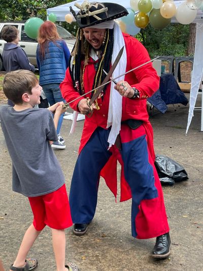 Pirate Sword Fight Amazing Ziggy Griffin GA