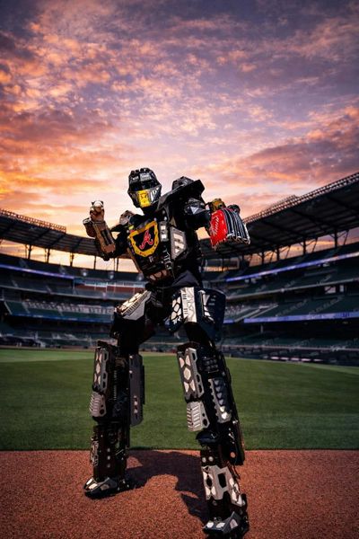 Robot Stilt Walker in Atlanta GA for the Atlanta Braves