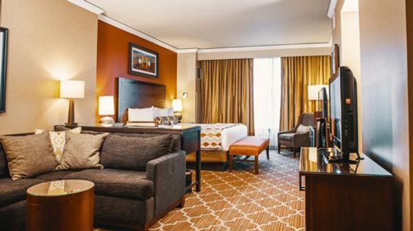 Four Winds South Bend Jr Suite