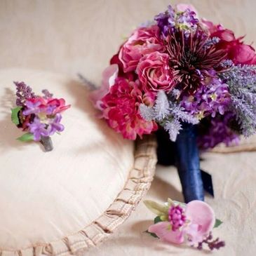 deep & jewelled - wedding flower colour and palettes