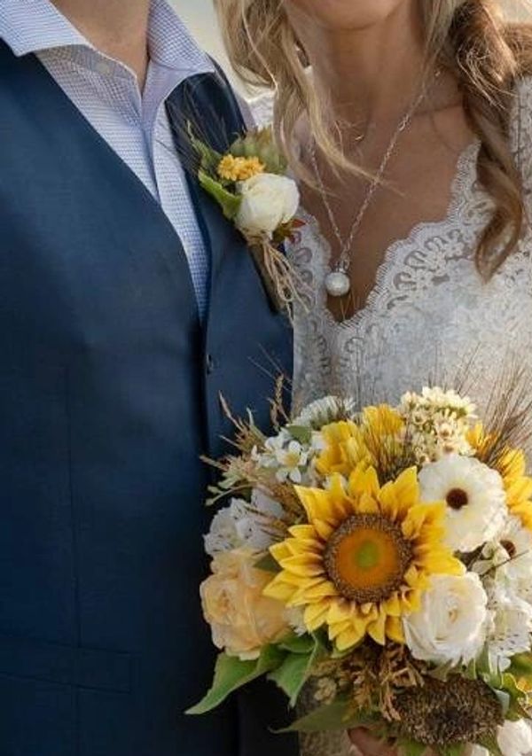 wedding flower bridal bouquet