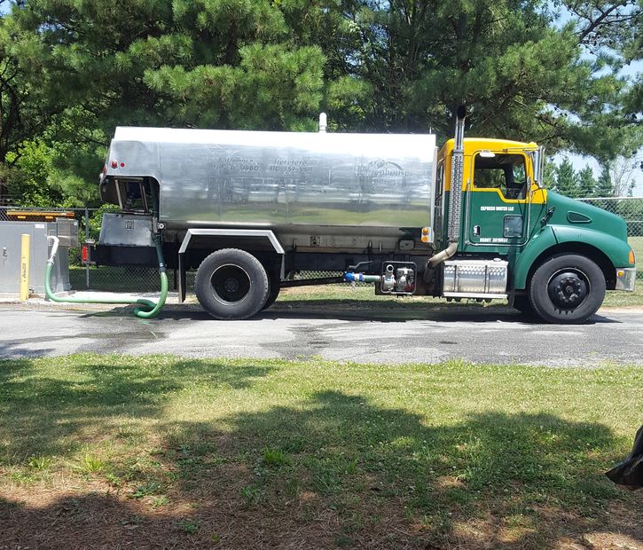 BULK WATER DELIVERY TRUCK