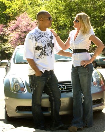 Couples photography of engaged man and woman