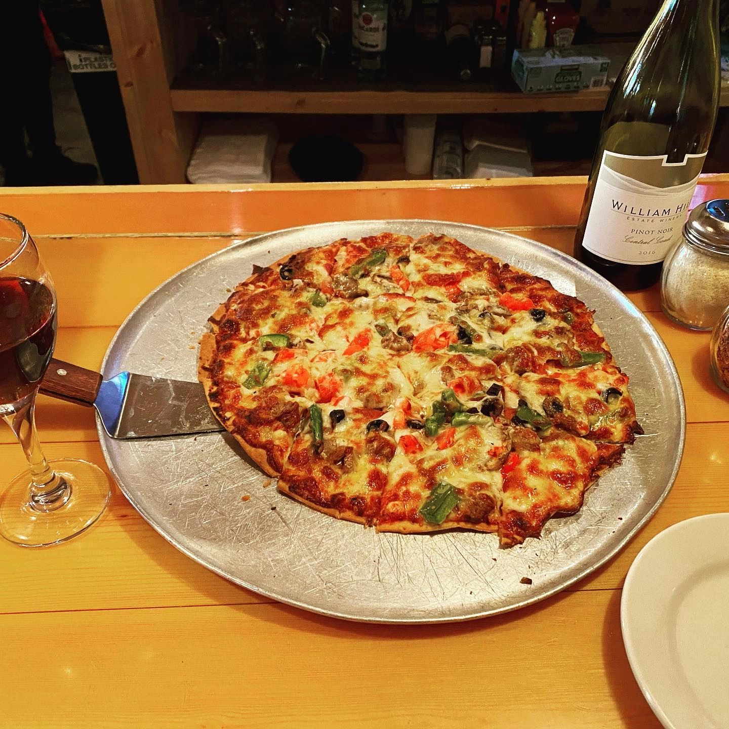 Great Food in Danbury, WI 54830 Pizza Wings Burgers Craft Beer