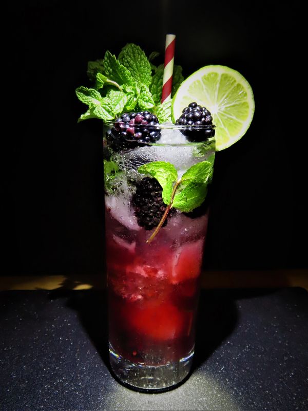 This blackberry mojito is so good.....made with fresh blackberries, mint and raw sugar muddled preci