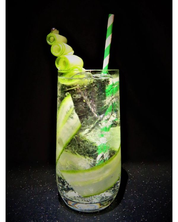 It is like taking a sip of a nice stary night with a warm spring breeze... The Lunar Gin and Tonic.