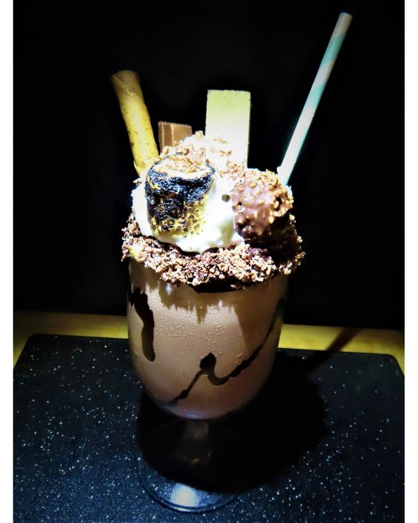 The Dark Chocolate Mudslide.... a creamy and sugary delight filled with dark chocolate and a bit of