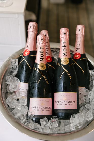 Rose Imperial Moet Chandon on Ice.