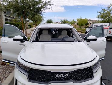 Windshield replacement in Gilbert AZ