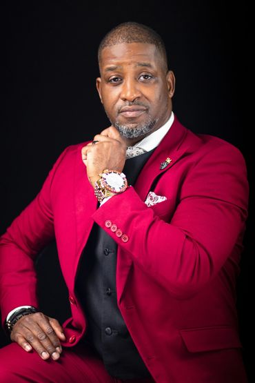 Professional headshot photographer in Tallahassee and Chicago