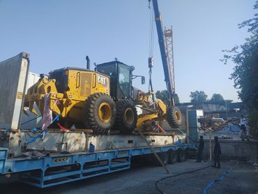 We are leading logistics company that specializes in the transportation of heavy equipments.