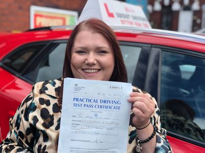 Driving lessons In Hyde, driving schools Hyde, driving instructors Hyde. 