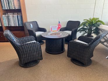 Dreux Chat Set with 36" Round Fire Pit