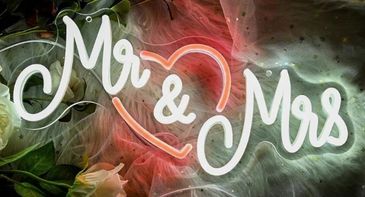 MR. & MRS. NEON SIGN