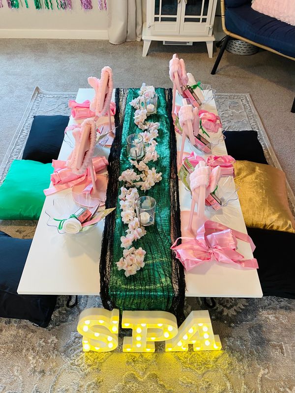Colorado Springs spa party rentals, Colorado kids spa party, Colorado Springs Sleepover party rental