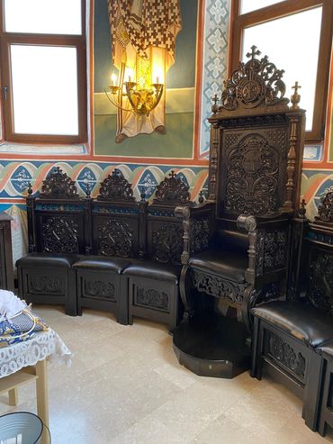 Strane bisericești, Strane sf. Altar, strane din stejar, Scaune bisericești, scaune lada depozitare.