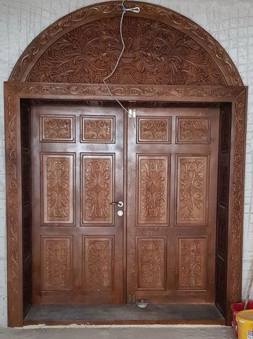 Uși Biserica, Uși biserică sculptată, Uși Interior-exterior, Uși Intrare Biserică, Usă Sf. Altar.