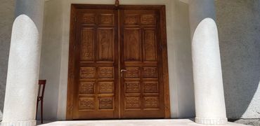 Uși Biserica, Uși biserică sculptată, Uși Interior-exterior, Uși Intrare Biserică, Usă Sf. Altar.