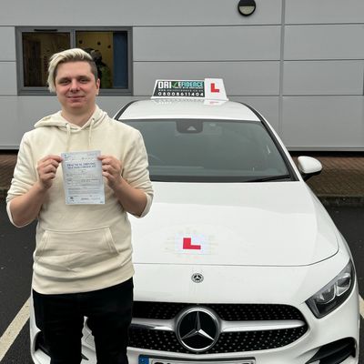 Automatic driving lessons in Bolton | Drivefidence Driving School