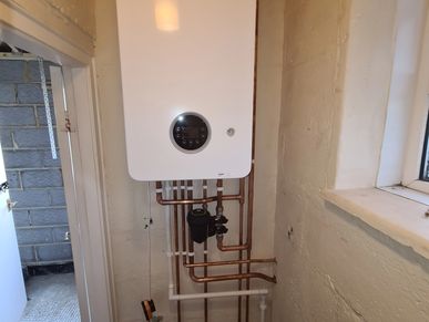 Professional boiler installation and heating system work by Truheat
