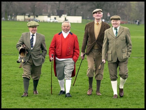 Leith Links golfers in historic golf clothes