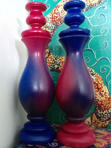 Customer review of When I Decorate Things handpainted ombré pink and blue wooden candle holders