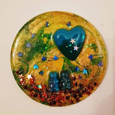 Customer review of When I Decorate Things bear and heart resin wall art